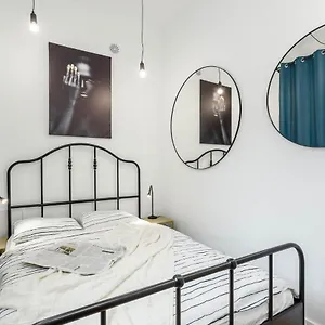 https://kopernik-center-apartment.warsawhotelspoland.com
