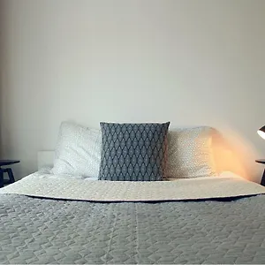 https://shoq-studio-nice-apartment-with-private-parking.krakowhotelspoland.com